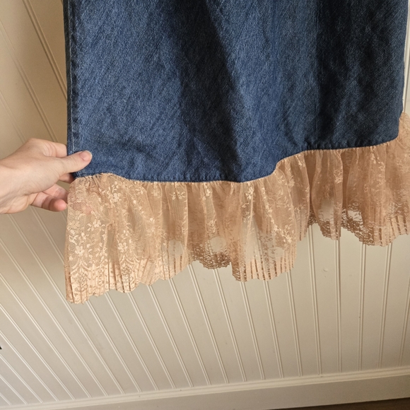 J. Jill Blue Cotton Denim Dress with Subtle Faded Wash Lace Hem - Picture 2 of 8